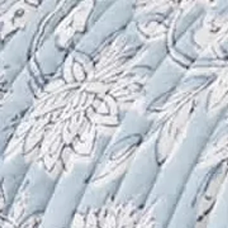 Adare Quilt Set