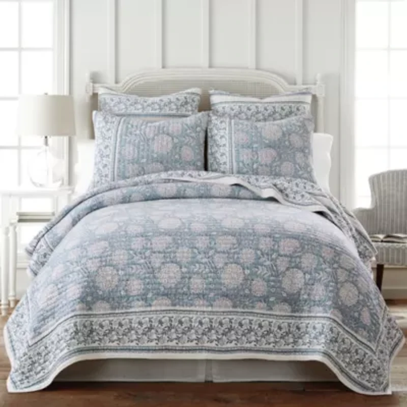 Adare Taupe Quilt Set