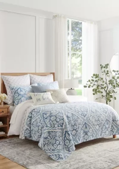 Becker Blue Quilt Set