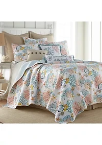 Bay Islands Reversible Quilt Set