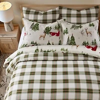 Winterberry Forest Duvet Cover Set
