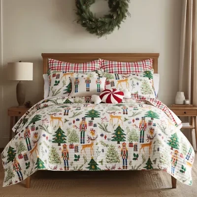 Nutcracker Quilt Set