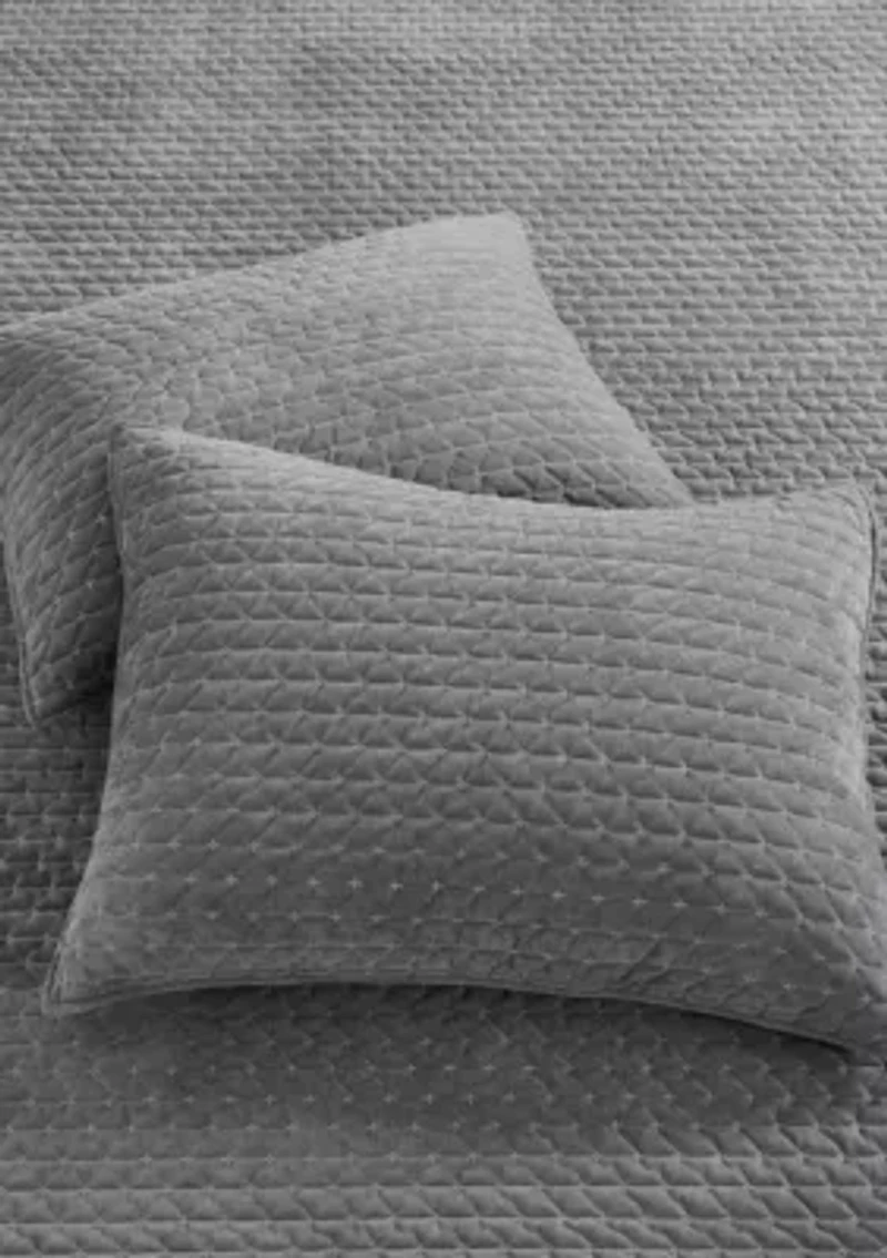Velvet Stitch Quilt Set