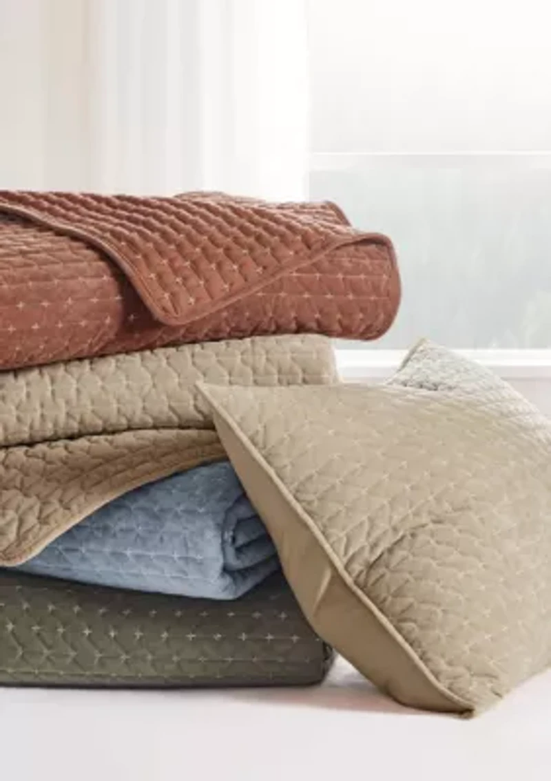 Velvet Stitch Quilt Set