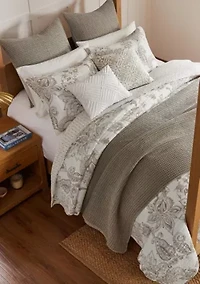 Bennett Taupe Quilt Set