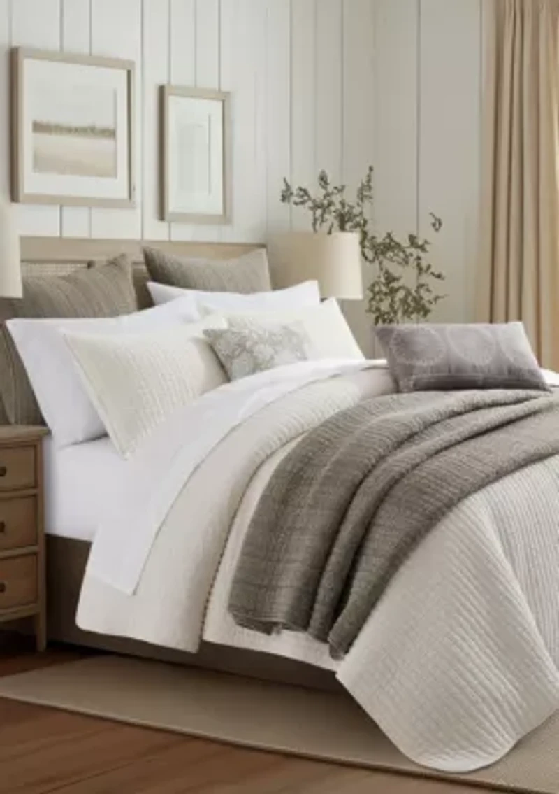 Loden Cream Quilt Set