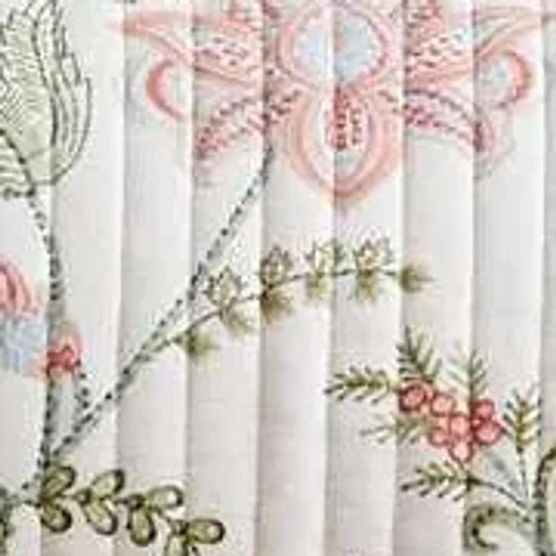Chantae Quilt Set