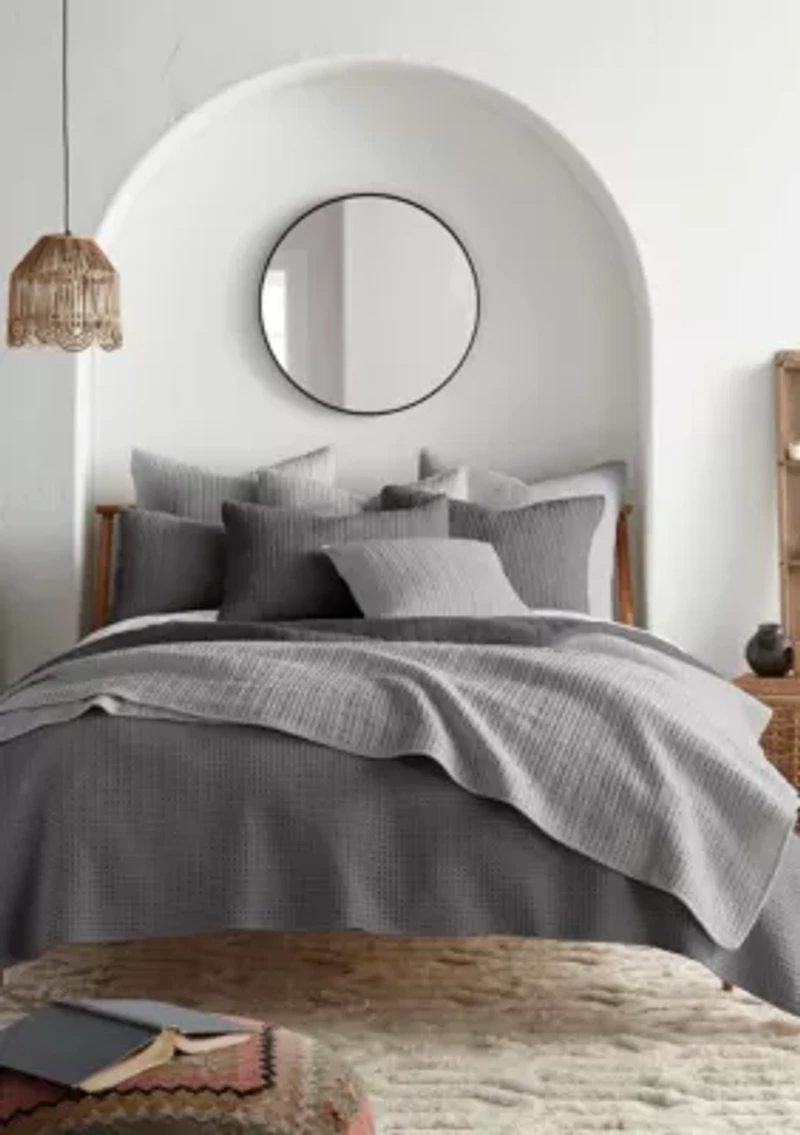 Mills Waffle Quilt Set