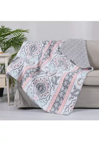  Darcy Quilted Throw