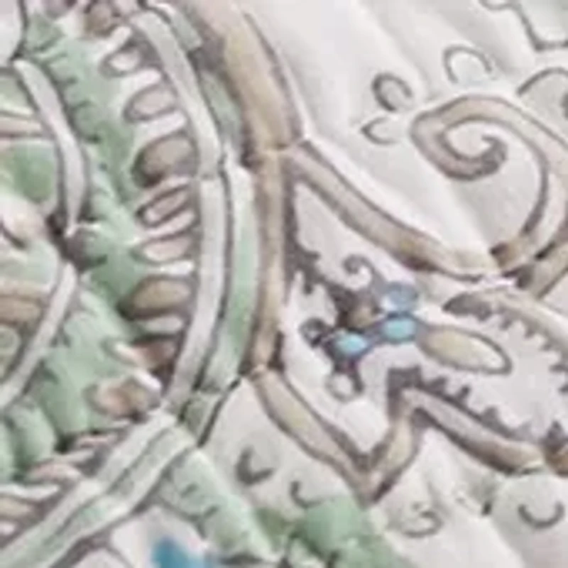 Assisi Mint Quilted Throw
