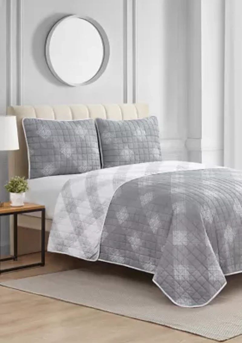 Gray Geometric Print Quilt Set