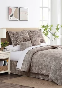Cassey Quilt Set