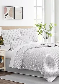 Gray Watercolor Half Circle Quilt Set
