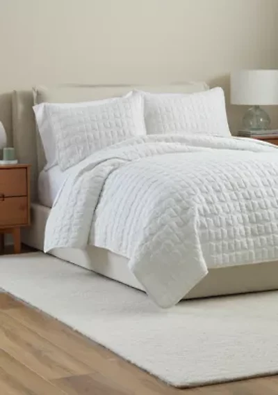 Diamond Block Embroidered Quilt 3-Piece Set