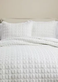 Diamond Block Embroidered Quilt 3-Piece Set