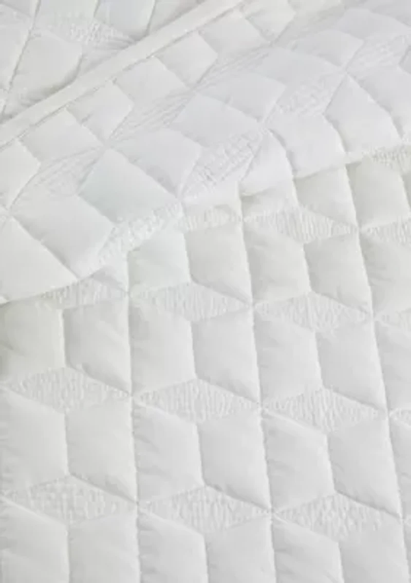 Diamond Block Embroidered Quilt 3-Piece Set