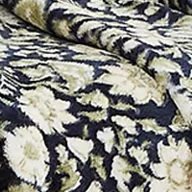 Floral Print Plush Throw Blanket