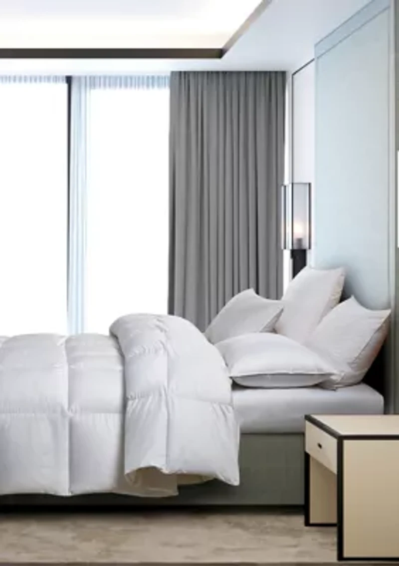 All Season White Down Fiber Comforter