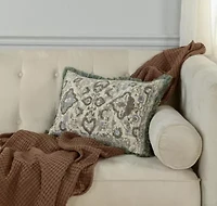 Green Medallion 14x20 Pillow
