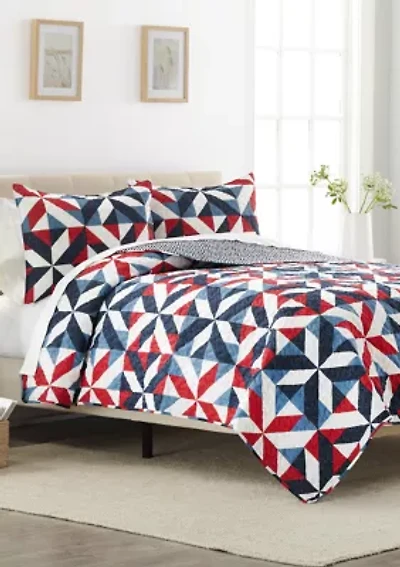 Boone Reversible Quilt Set