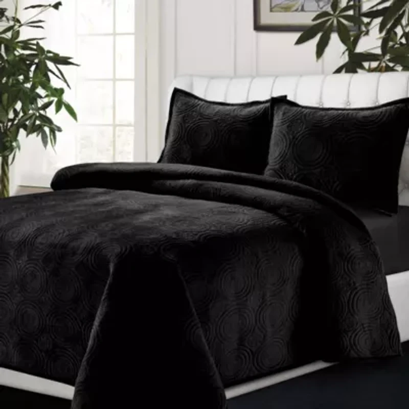 Capri Medallion Oversized Velvet Quilt Set