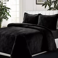 Capri Medallion Oversized Velvet Quilt Set