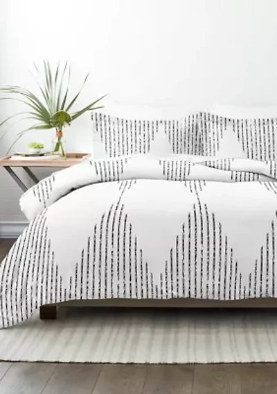 Premium Ultra Soft Diamond Stripe Down-Alternative Comforter