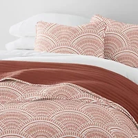 Ultra Soft Microfiber Reversible Scallop All Season Quilt Set with Shams