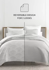 Ultra Soft Microfiber Reversible Scallop All Season Quilt Set with Shams