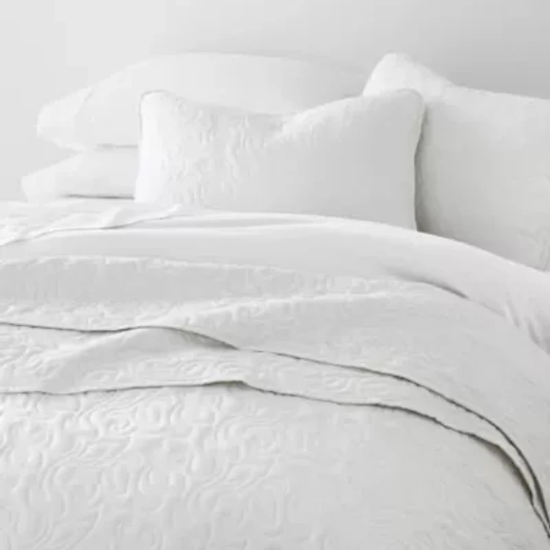 Ultra Soft Microfiber Floral Stitch All Season Quilt Coverlet Set with Shams