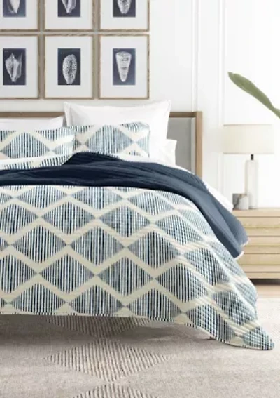 Ultra Soft Microfiber Reversible Distressed Diamond All Season Quilt Set with Shams