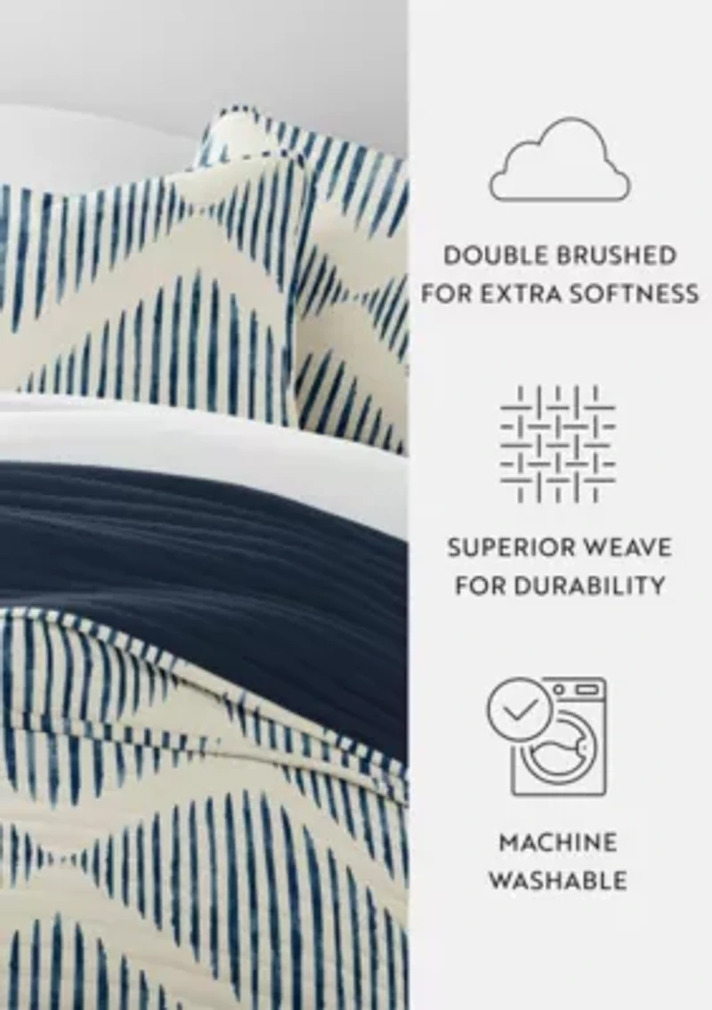 Ultra Soft Microfiber Reversible Distressed Diamond All Season Quilt Set with Shams