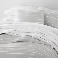 Ultra Soft Microfiber Reversible Horizon Lines All Season Quilt Set with Shams