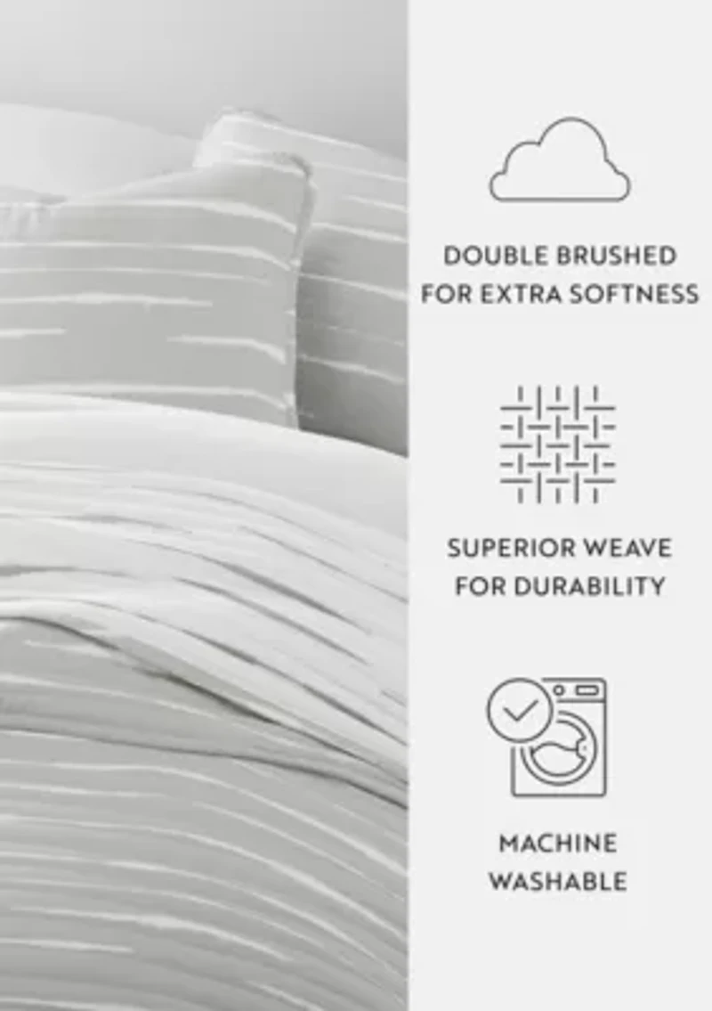 Ultra Soft Microfiber Reversible Horizon Lines All Season Quilt Set with Shams