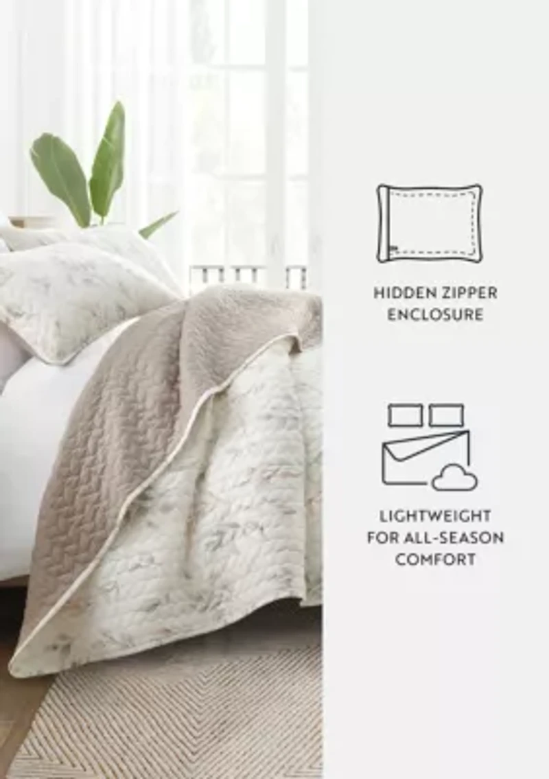 Ultra Soft Microfiber Reversible Watercolor Leaves/Stripe All Season Quilt Set with Shams