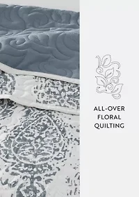 Ultra Soft Microfiber Reversible Distressed Damask All Season Quilt  Set with Shams