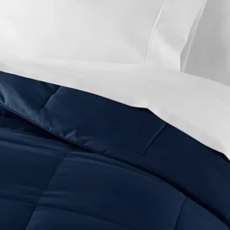 Ultra Soft Microfiber All Season Down-Alternative Solid Comforter