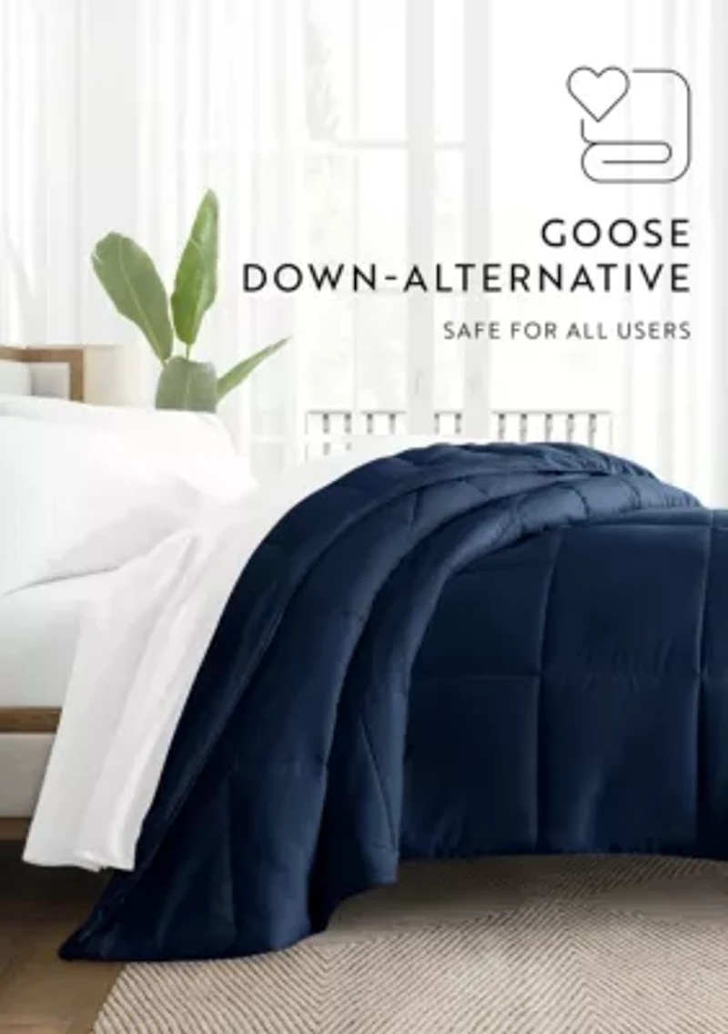 Ultra Soft Microfiber All Season Down-Alternative Solid Comforter