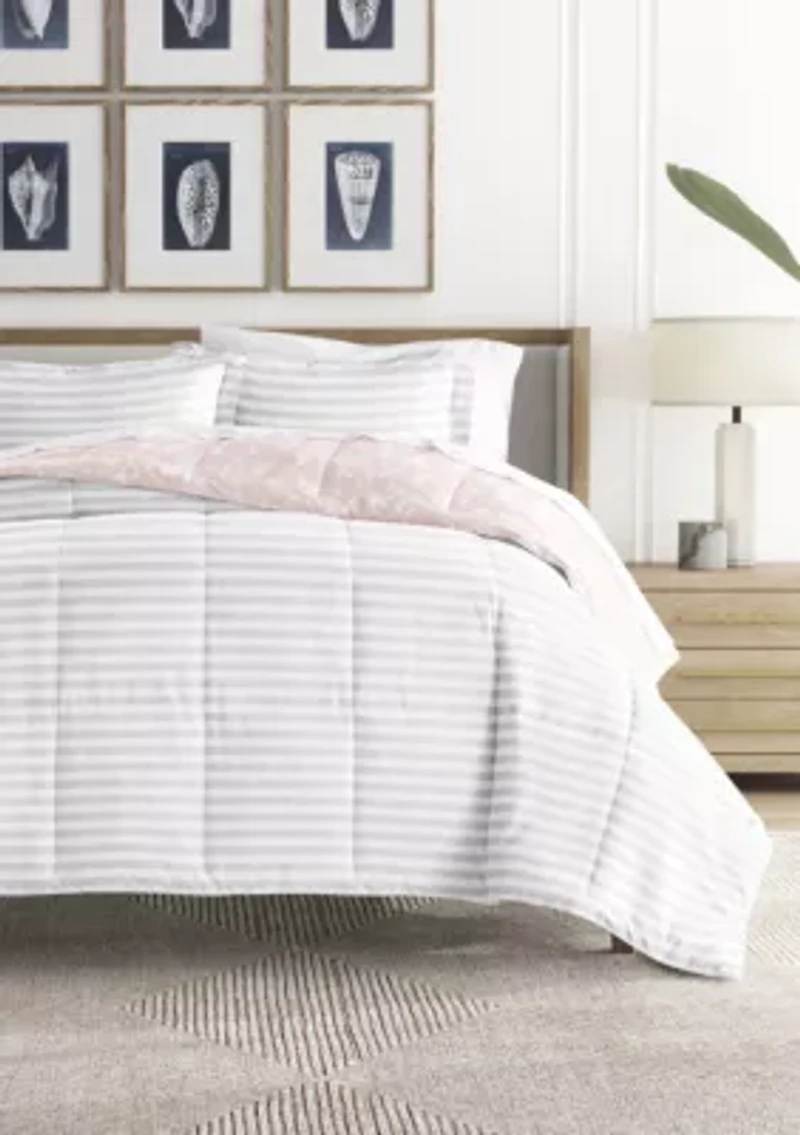 Reversible Pressed Botanicals Patterned Ultra Soft Microfiber Down-Alternative Comforter Set