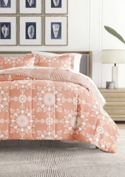 Reversible Daisy Medallion Patterned Microfiber Ultra Soft Down-Alternative Comforter Set