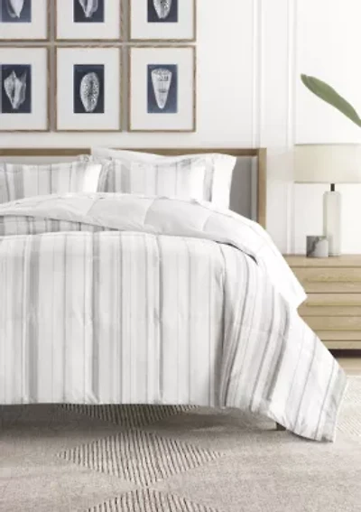 Reversible Vertical Stripe Patterned Ultra Soft Microfiber Down-Alternative Comforter Set