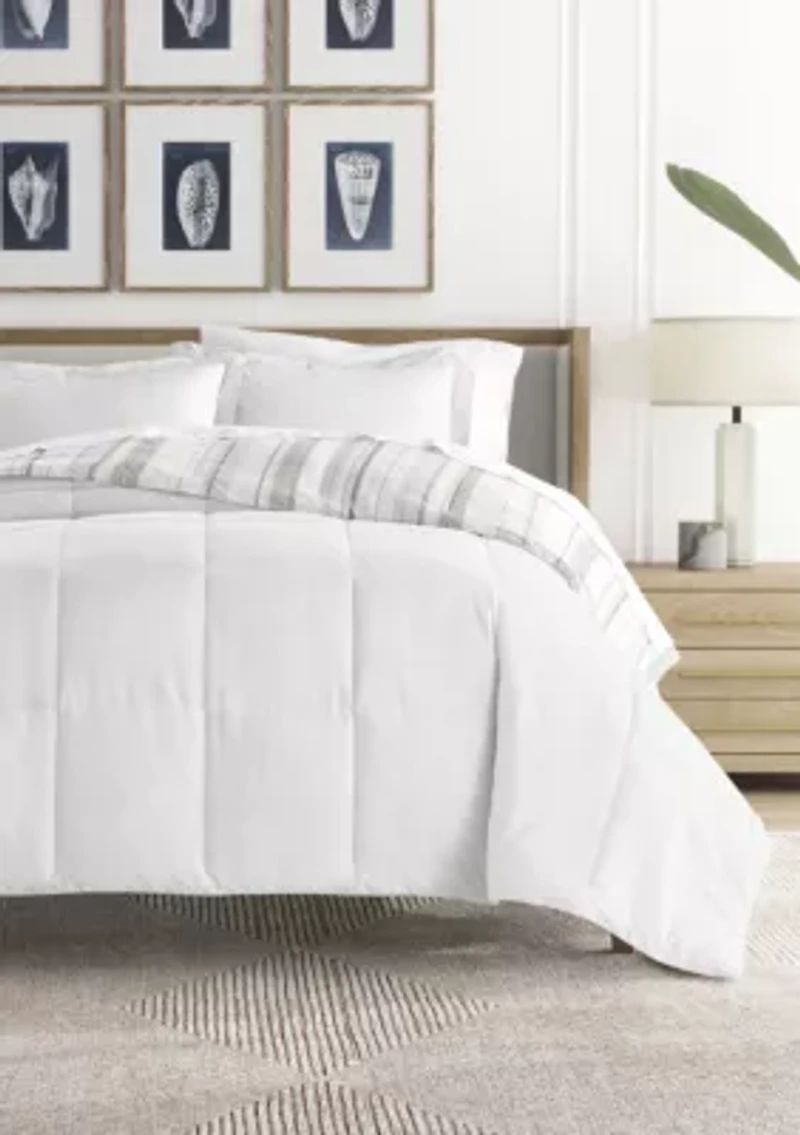 Reversible Vertical Stripe Patterned Ultra Soft Microfiber Down-Alternative Comforter Set