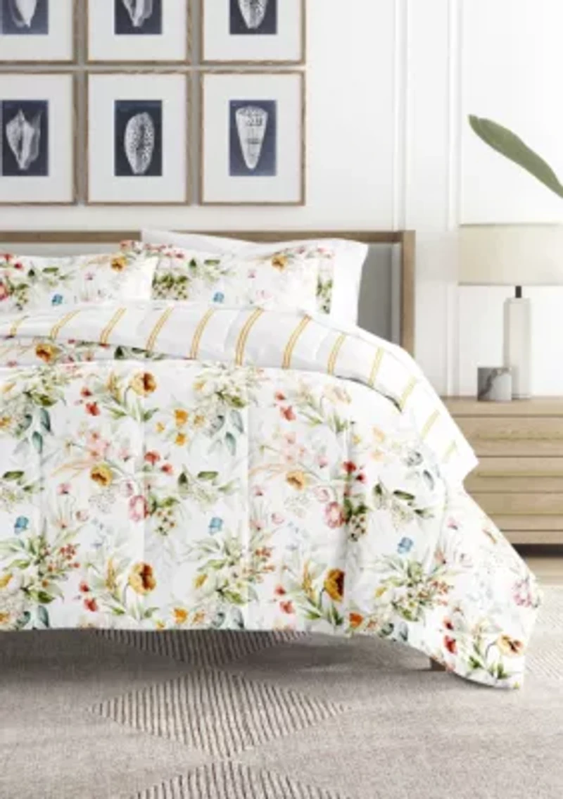 Reversible Patterned Ultra Soft Microfiber All Season Down-Alternative Comforter Set