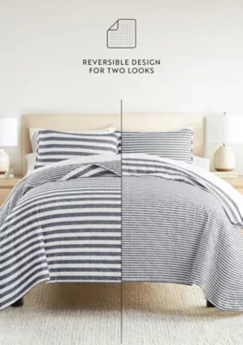Ultra Soft Microfiber Reversible Classic Stripe All Season Quilt Set with Shams