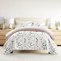 Ultra Soft Microfiber Reversible Poppy Bloom All Season Quilt Set with Shams