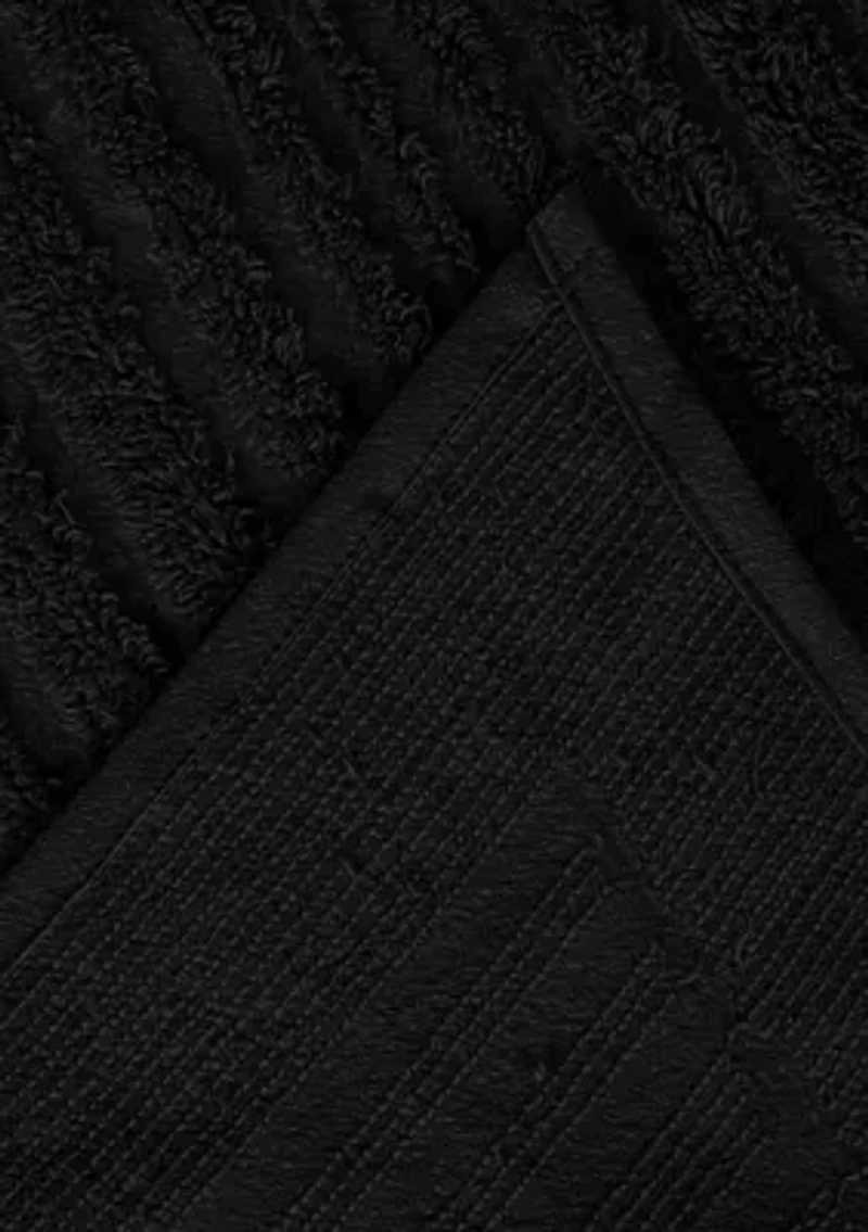 Ashton Collection Bedspread Set with Shams