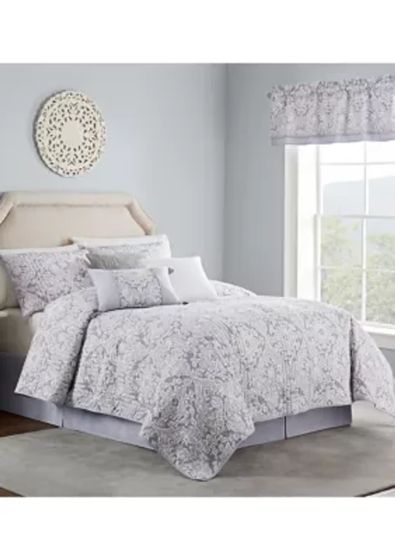 Izmir Four Piece Quilt Set