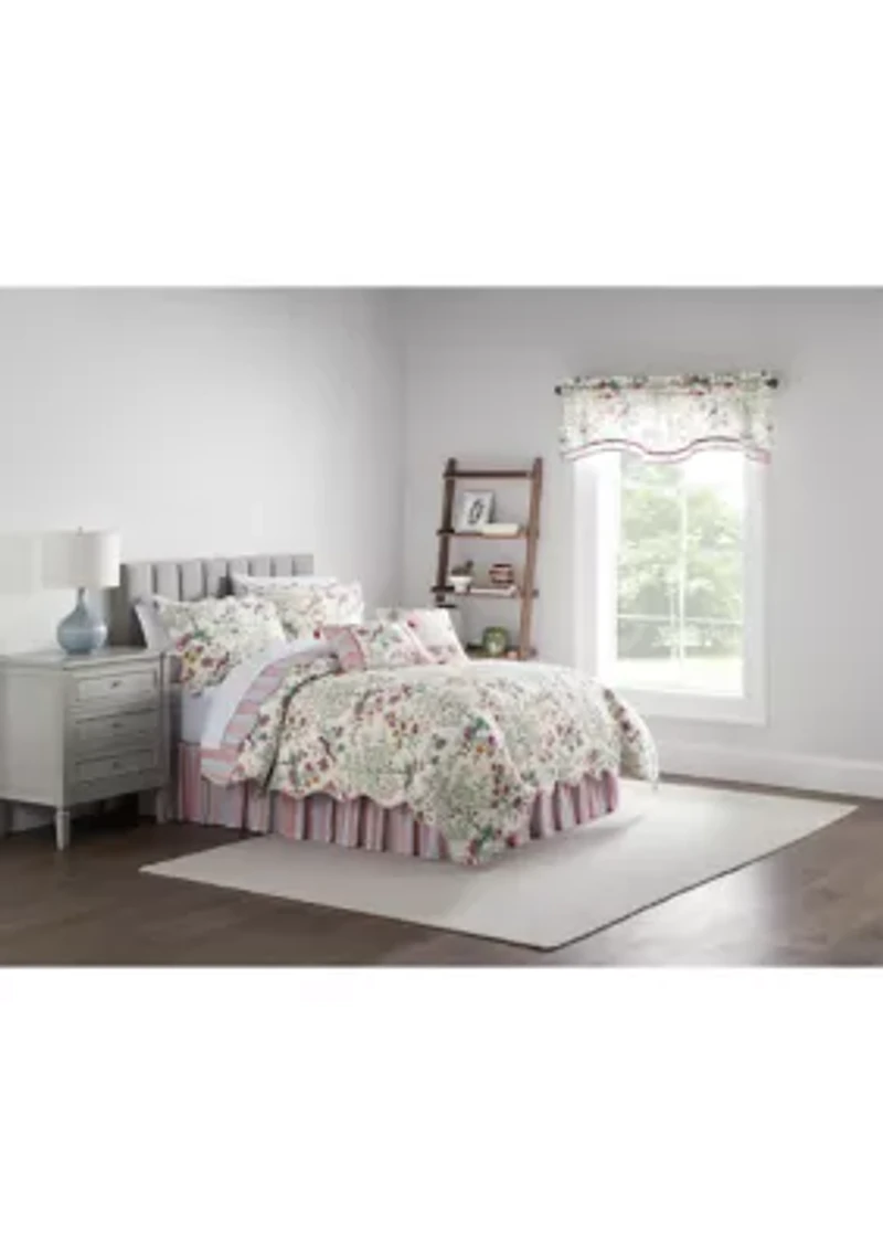 Above the Trees Quilt Set