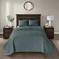 Quebec 3 Piece Reversible Quilt Set