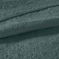 Quebec 3 Piece Reversible Quilt Set